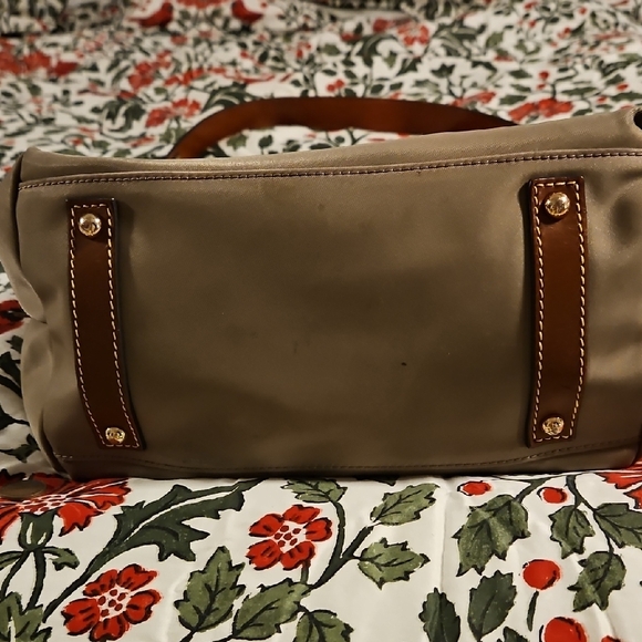 Dooney & Bourke Tan Shoulder Bag with Brown Trim - Picture 2 of 10